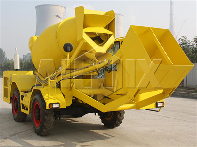 Self-Loading Concrete Mixer  form China